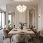 Modern lüks salon ve yemek odası tasarımı, Soyak Yenişehir Emir Bey projesi, kemer formlu duvar panelleri, doğal taş yemek masası, modern avize, balıksırtı ahşap parke, soft krem tonları, sıcak LED aydınlatma, modern iç mimari salon dekorasyonu, özel üretim yemek odası tasarımı, TMC Mimarlık salon projesi, premium yaşam alanı tasarımı, modern klasik salon dekorasyonu, İstanbul iç mimari proje tasarımı