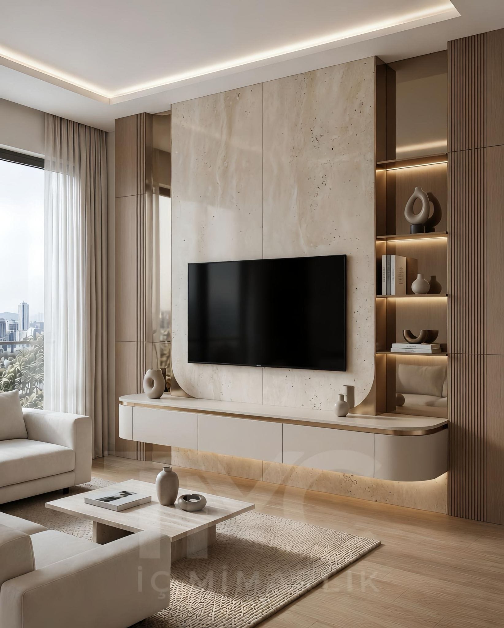 Modern TV ünitesi tasarımı, mermer görünümlü panel uygulamaları, sıcak LED aydınlatmalar, dekoratif çıta detayları ve doğal ahşap dokular ile tasarlanan Limonlu Bahçe yaşam alanı projesi; sade lüks anlayışını modern iç mimari çizgilerle bir araya getirerek zamansız ve premium bir salon atmosferi sunuyor.